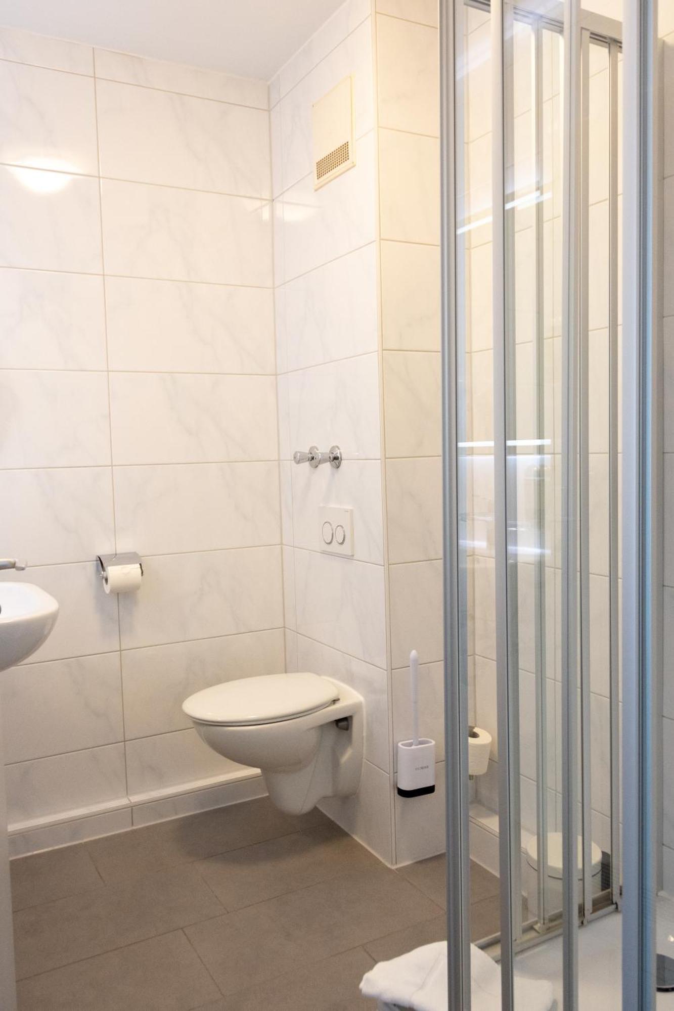 Hotel-Cocco-Bello In Der Villa Foret Ludwigsburg Ngoại thất bức ảnh