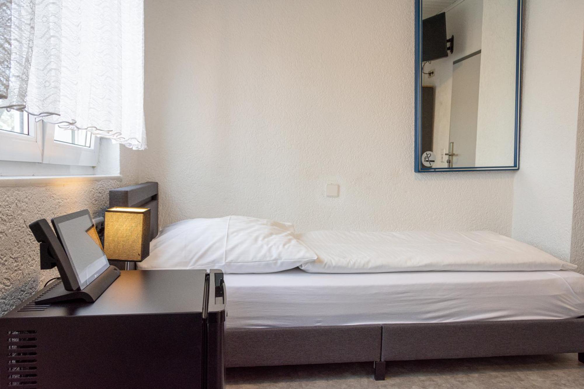 Hotel-Cocco-Bello In Der Villa Foret Ludwigsburg Ngoại thất bức ảnh