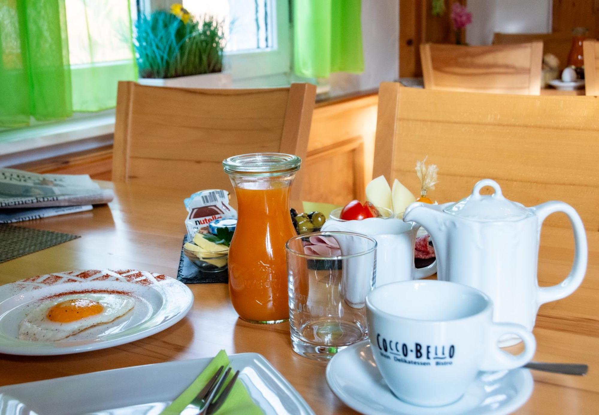 Hotel-Cocco-Bello In Der Villa Foret Ludwigsburg Ngoại thất bức ảnh